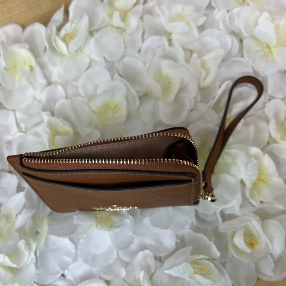 kate spade Brown Pebbled Leather Wristlet Card Holder NEW - Picture 9 of 10